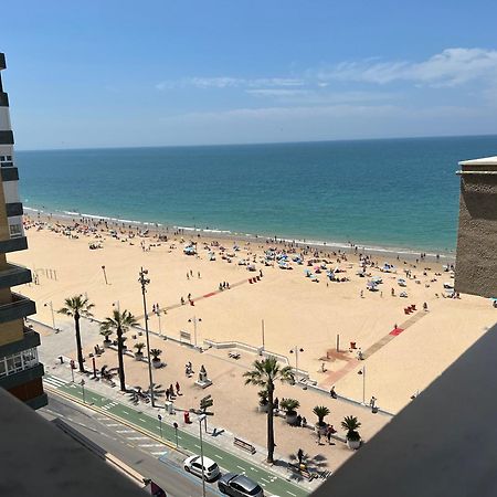 Atico Primera Linea De Playa. Cádiz Exterior foto